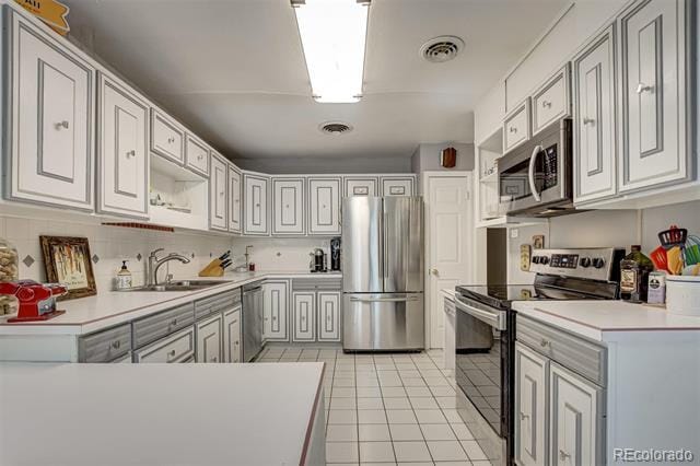 Building Photo - 3124 S Vine Ct