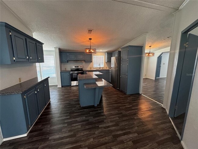 Building Photo - 1827 Leesburg Blvd