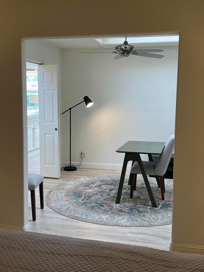 Building Photo - 289 Castellana N