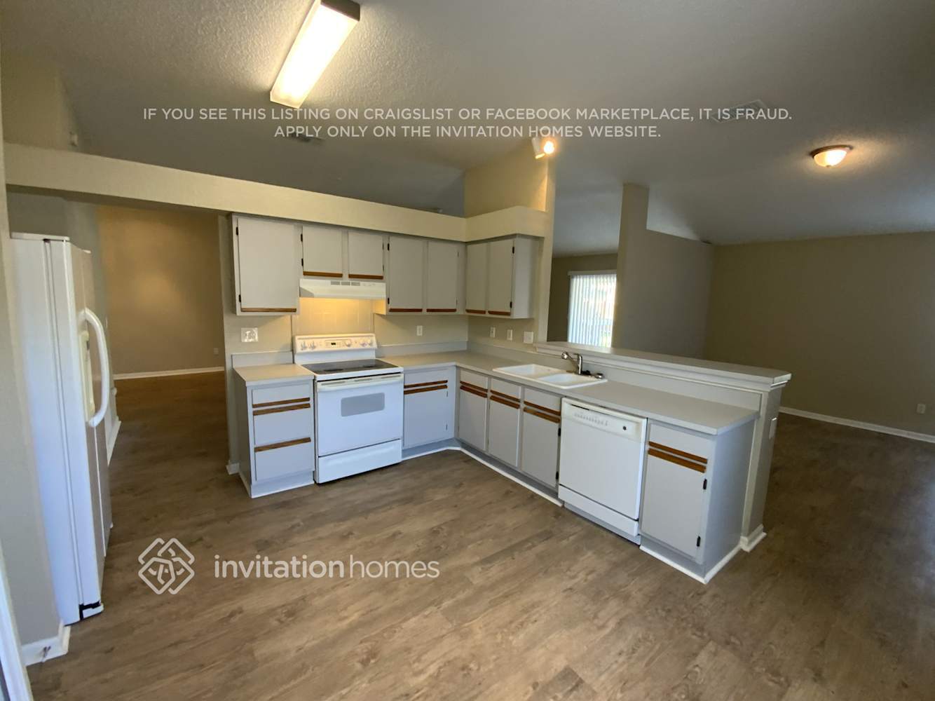 Building Photo - 5515 Redhawk Dr