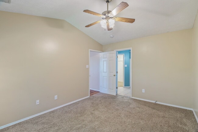 Building Photo - 1034 Brittany Deanne Ln