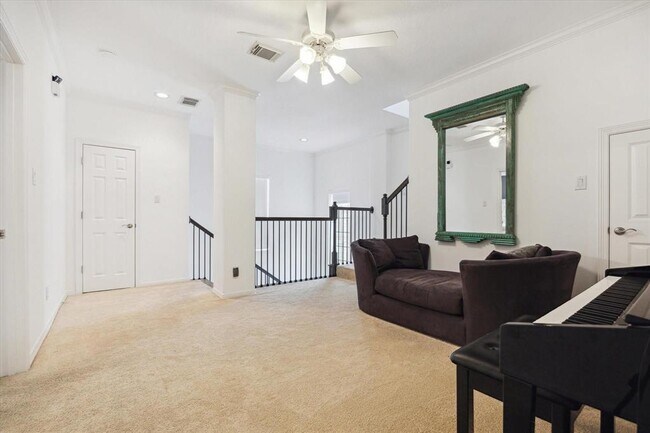 Building Photo - 2842 Briarhurst Park
