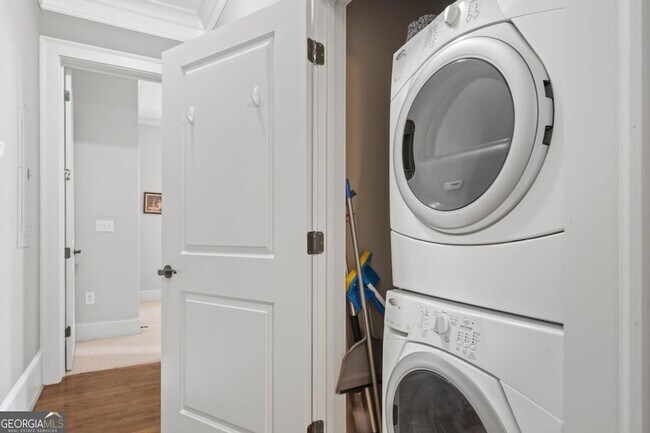 Building Photo - 114 Indian Summer Path