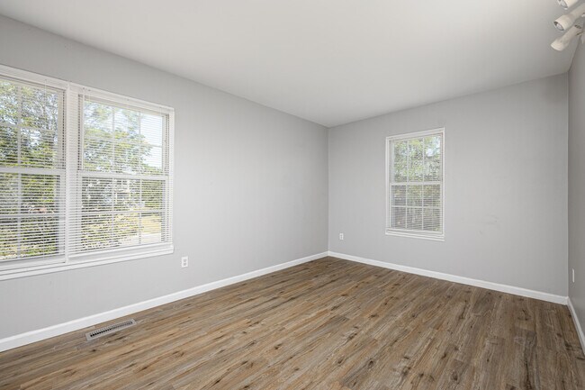 Building Photo - 1634 Wingate Blvd