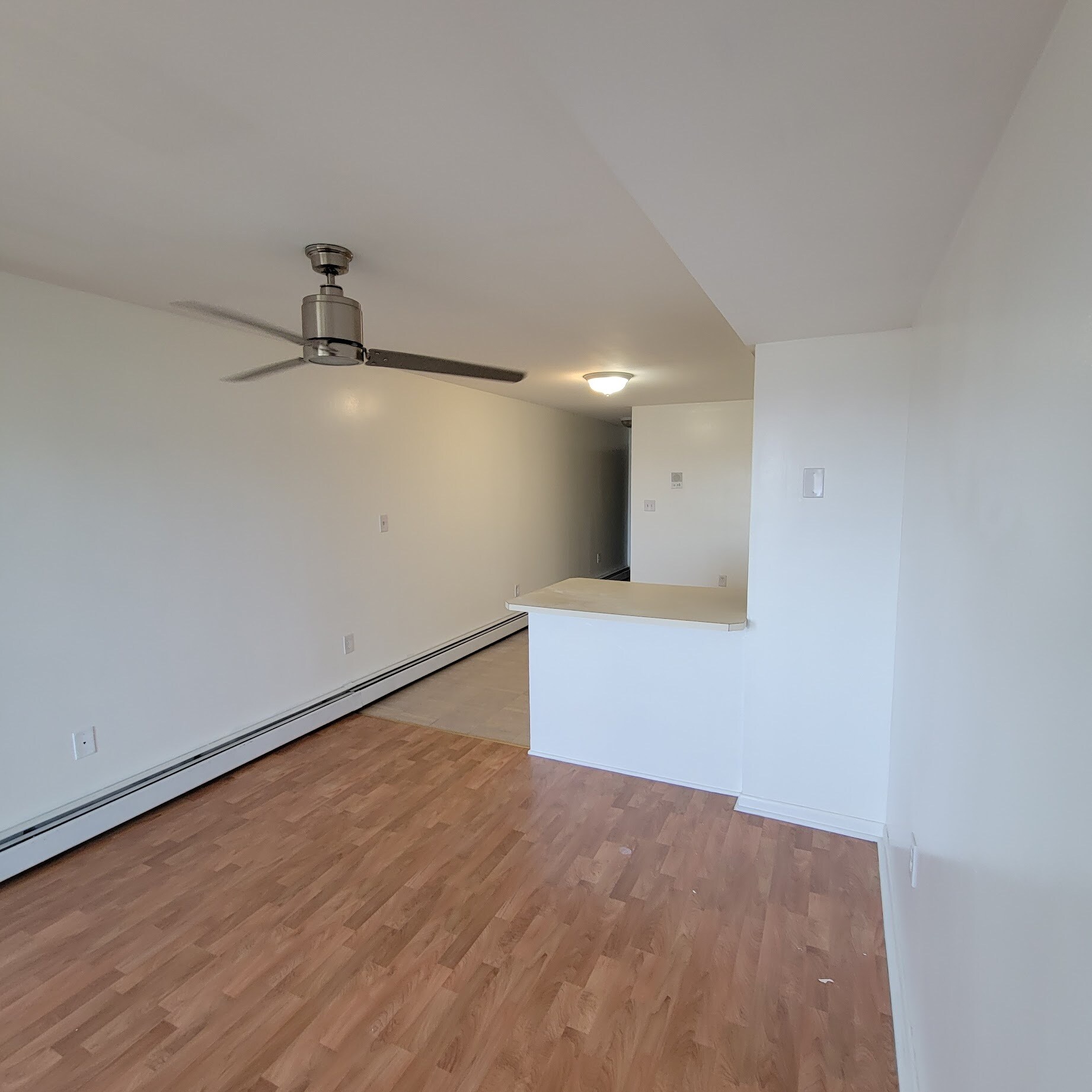 Building Photo - 1306 Manhattan Ave