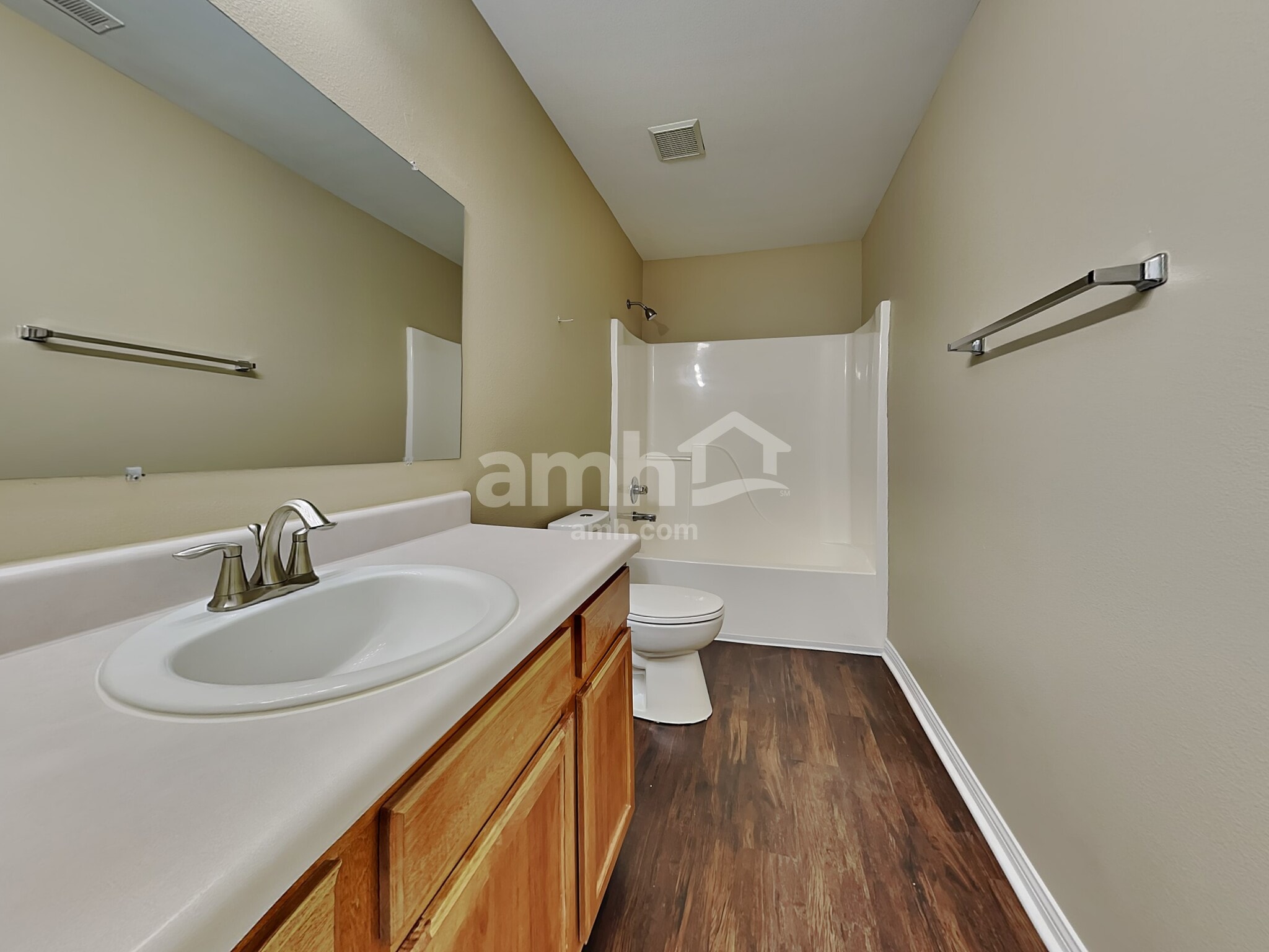Building Photo - 937 Heatherwood Dr