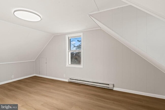 Building Photo - 606 Spruce St