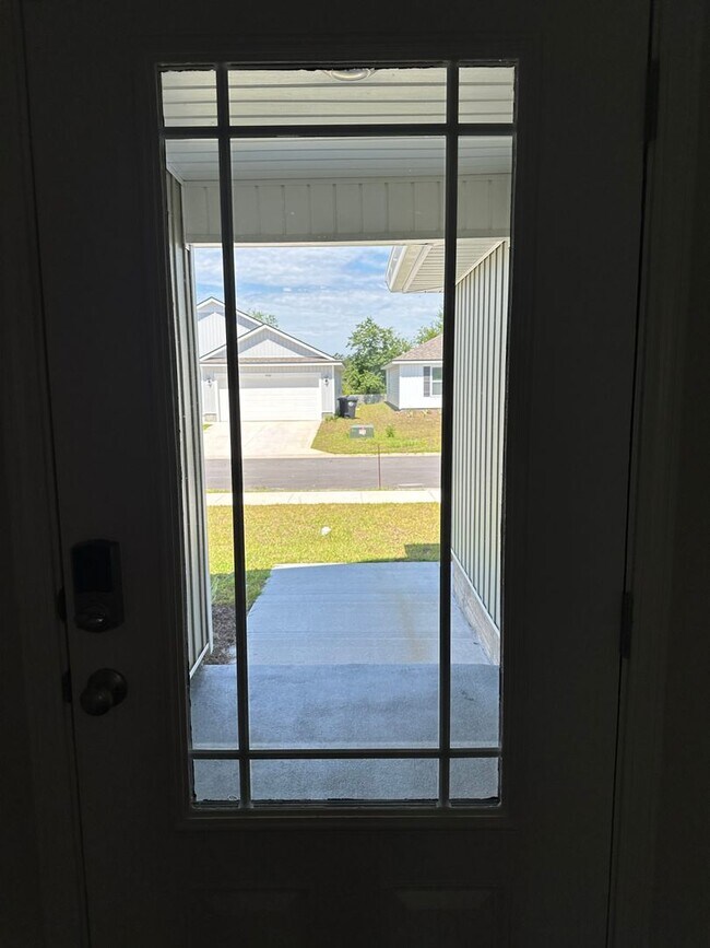 Building Photo - Rivers Landing Subdivision 3 bedroom 2 Bat...