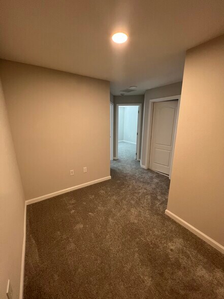 Upstairs landing - 14799 Outfitter St