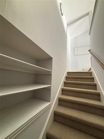 Building Photo - 3825 Hawick Ln