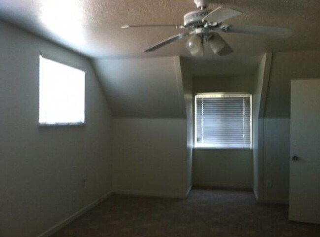 Building Photo - 7617 Bonita Ave