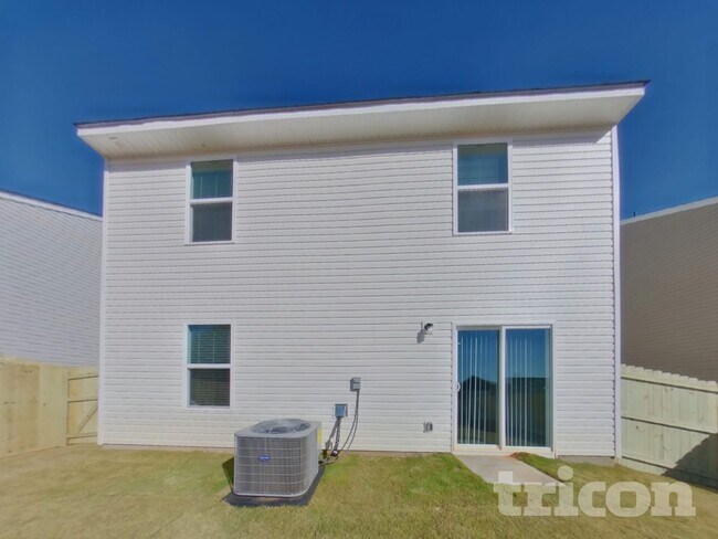 Building Photo - 4008 Reinfield Dr