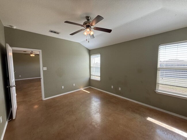 Building Photo - 3202 Rockwall Dr