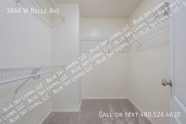 Building Photo - 3866 W Belle Ave