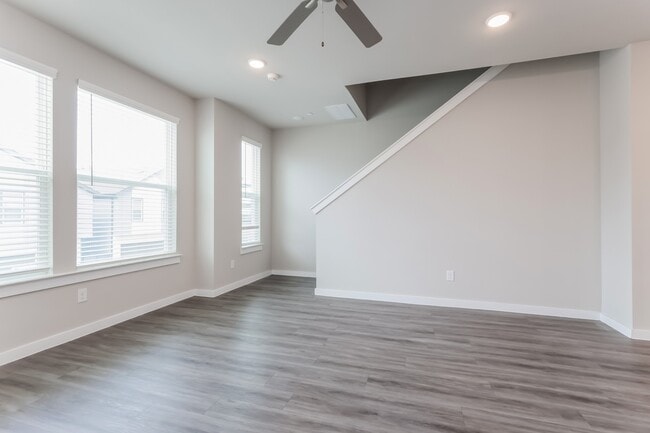 Building Photo - 18412 Idyllic Aly