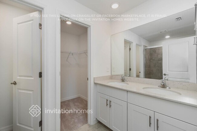 Building Photo - 9309 Cadence Ct