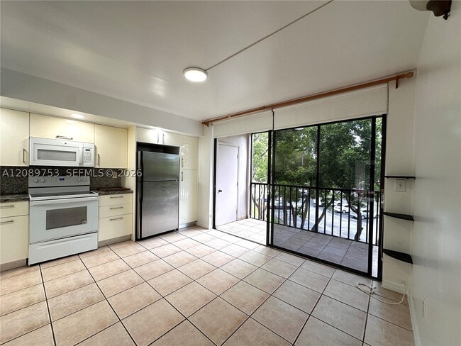 Building Photo - 8700 SW 133rd Ave
