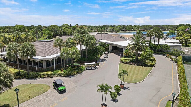 Building Photo - 13760 Sand Crane Dr