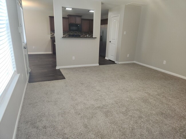 Building Photo - 2218 Regatta Ln
