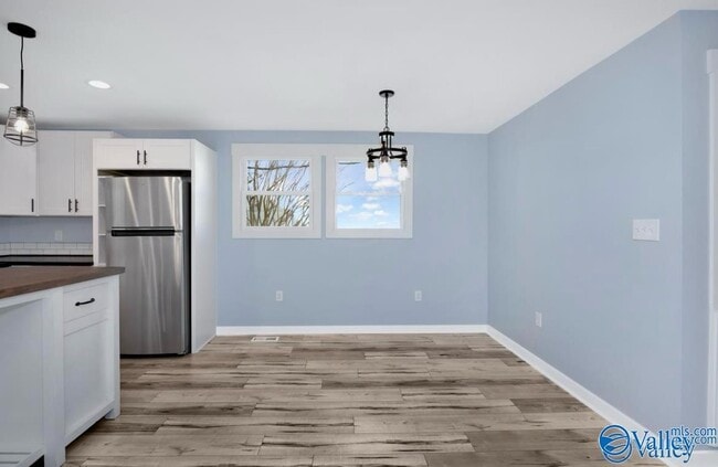 Building Photo - 3904 Cypress Ave SW