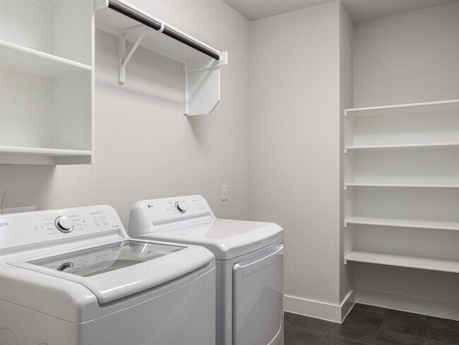 Building Photo - 416 Ridgewell Lp