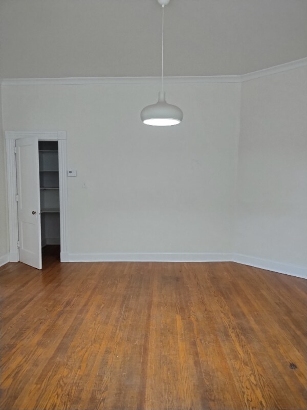 Building Photo - 536 Howell Ave