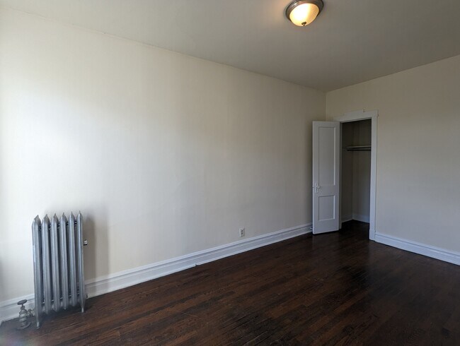 Building Photo - 2638 N Milwaukee Ave