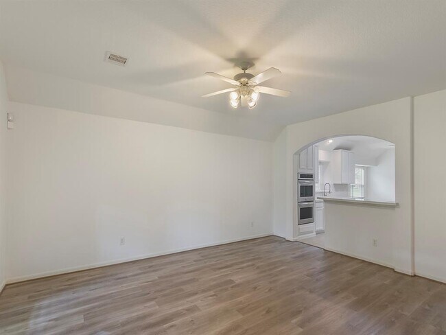 Building Photo - 51 N Regan Mead Cir