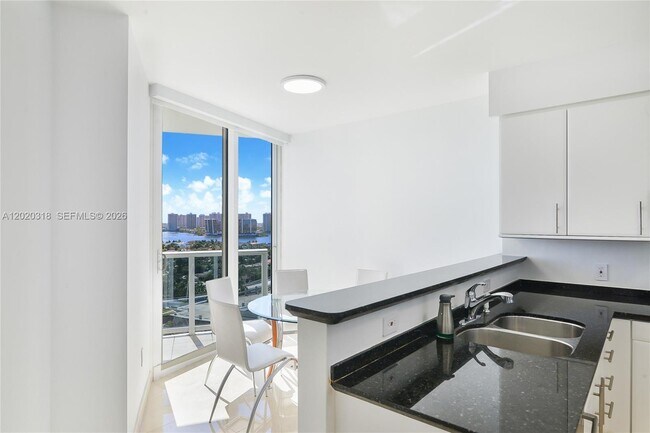 Building Photo - 19333 Collins Ave