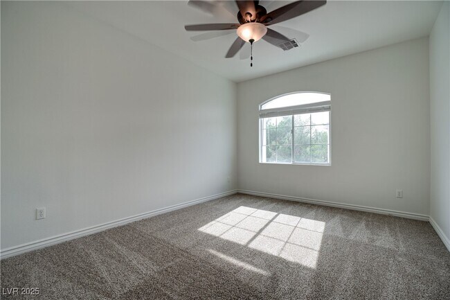 Building Photo - 2412 Energized Ct