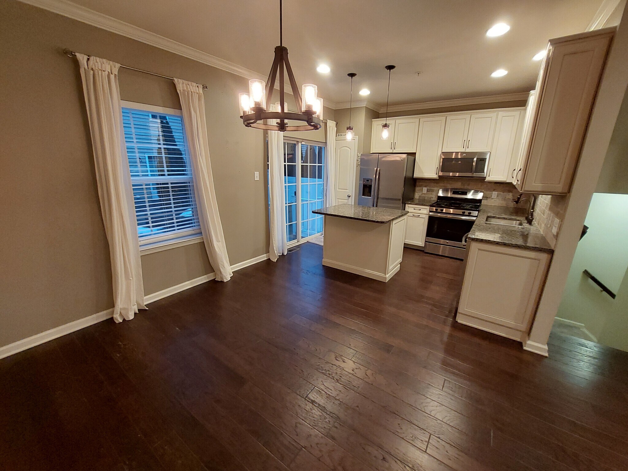 Dining Area - 3845 Jacob Stout Rd