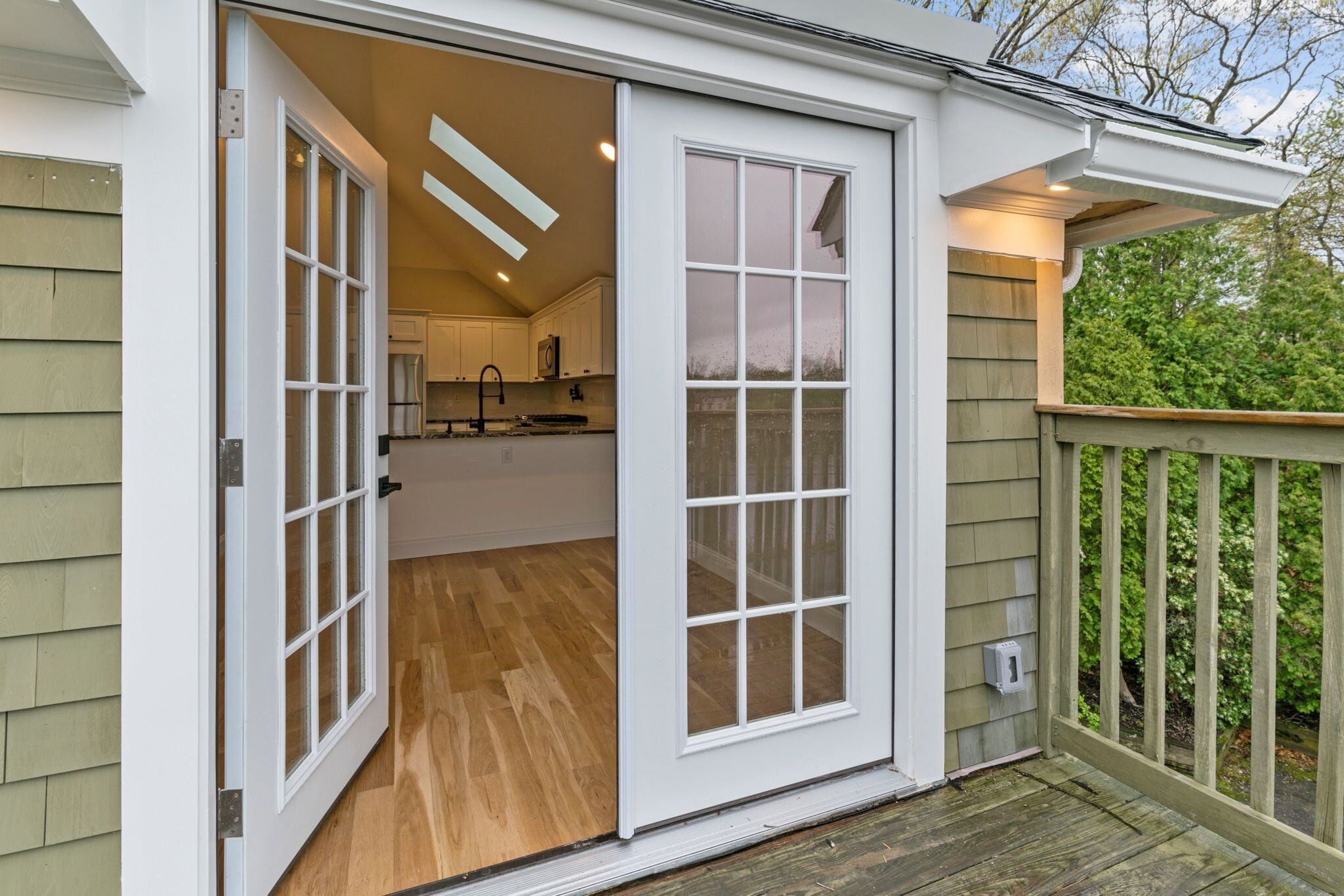 Building Photo - 376 Arnolds Neck Dr