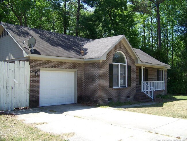 Building Photo - 1981 Wheeling St