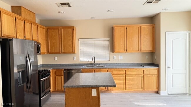 Building Photo - 7374 S Garnet Creek St