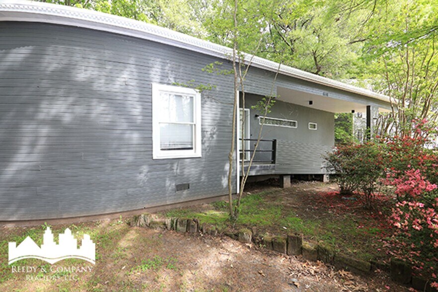 Building Photo - 6530 Kirby Gate Cove