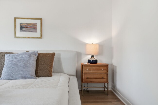 Building Photo - 13609 Heritage Way