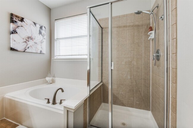 Building Photo - 1425 Gatlinburg Cir