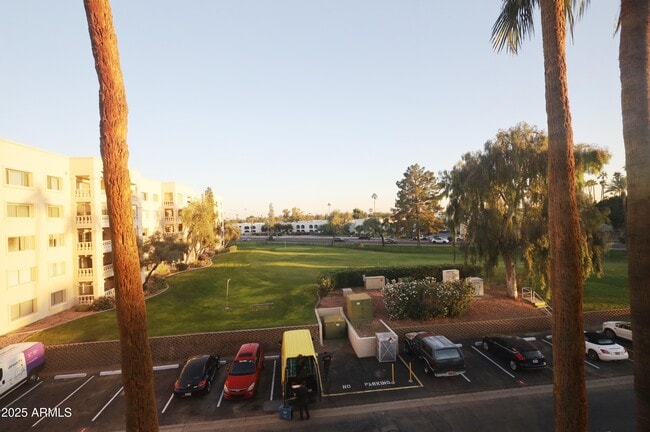 Building Photo - 7820 E Camelback Rd