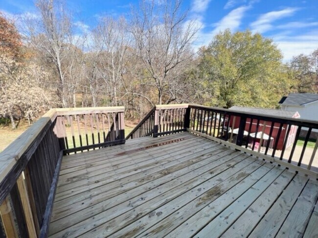 Building Photo - 1724 Ridge Runner Ct