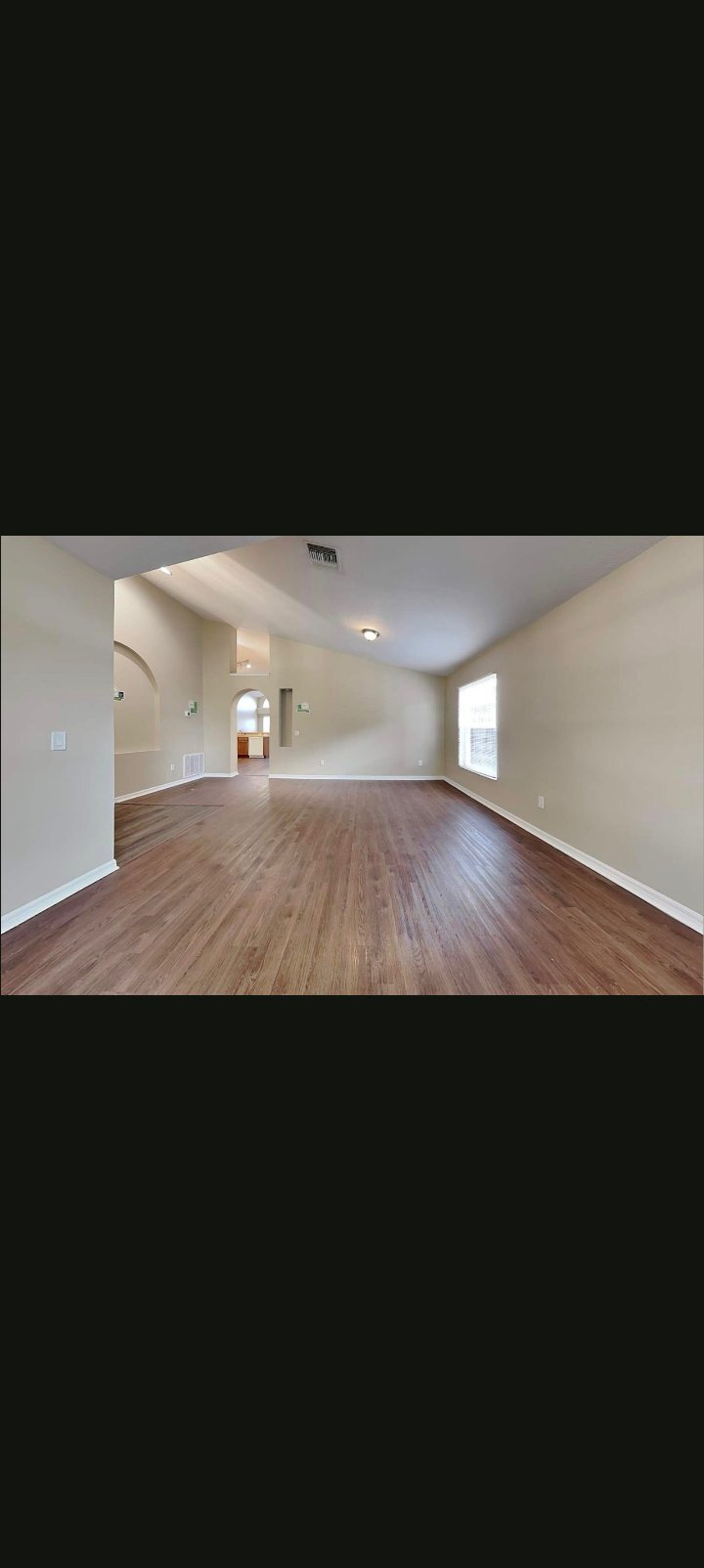 Building Photo - 6805 Waterton Dr