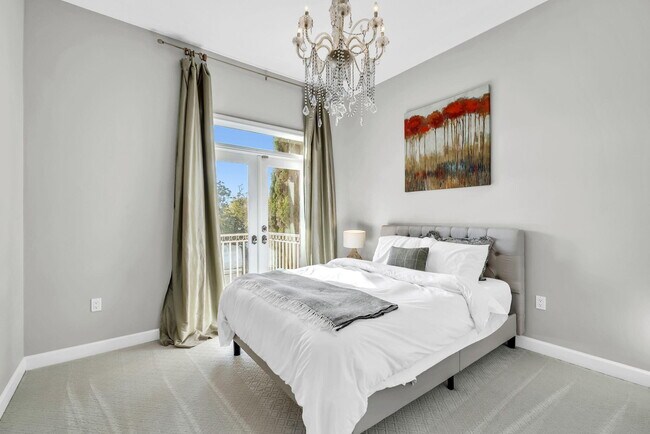 Building Photo - 1393 Sunset Beach Dr