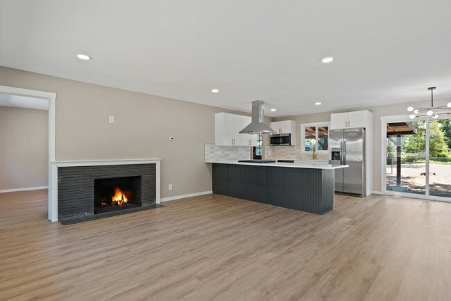 Building Photo - 8408 Dalton Dr SW