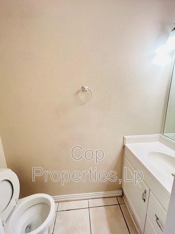 Building Photo - 1804 Gary’s Park