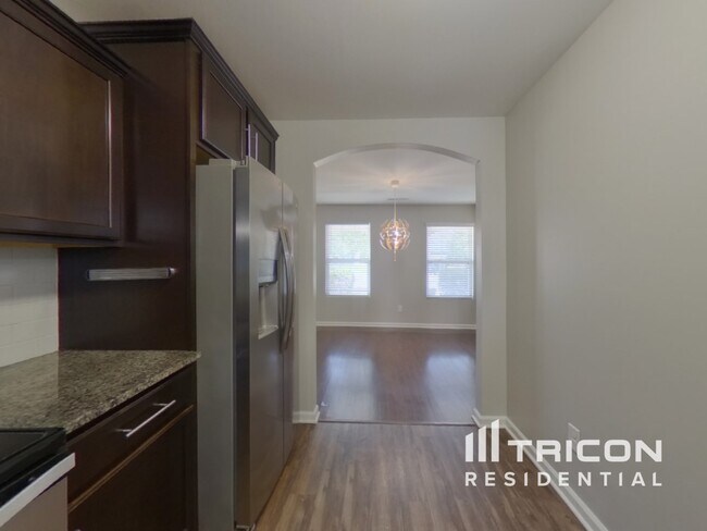 Building Photo - 8222 Midas Ln