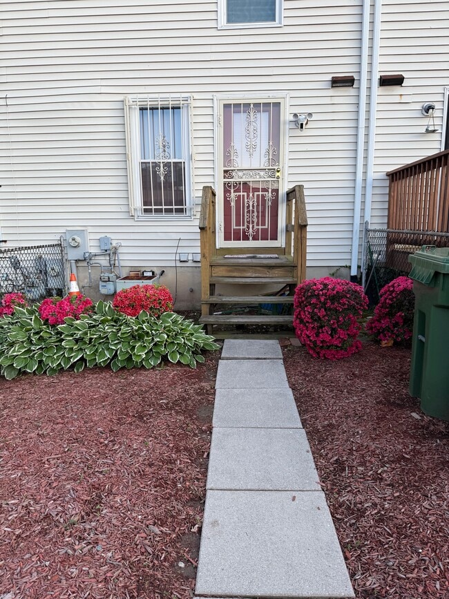 Building Photo - 1512 Penrose Ave