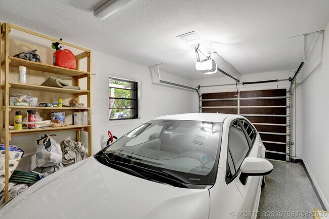 Building Photo - 22312 Whistling Pines Ln