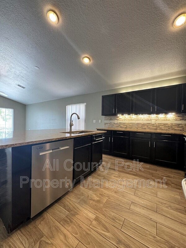 Building Photo - 166 Winchester Ln