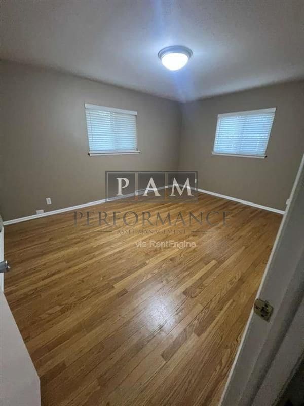 Building Photo - 8862 N Malibu Dr