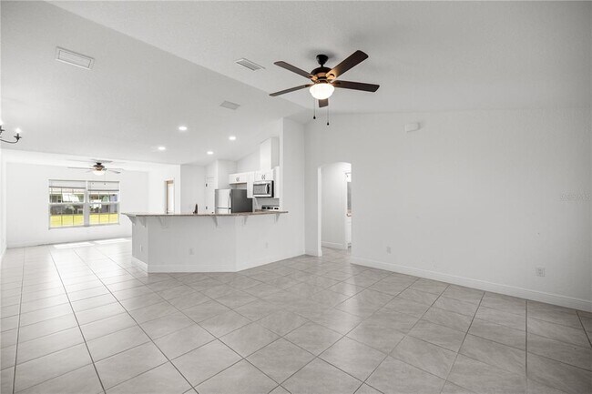 Building Photo - 16062 SE 89th Terrace