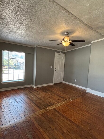 Building Photo - 1116 S Gary Pl